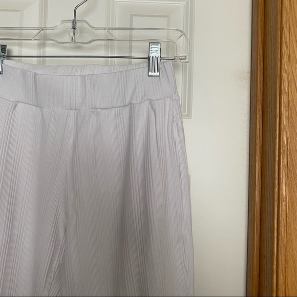 Vitamin A West Pant in White Size Small - Picture 3 of 10
